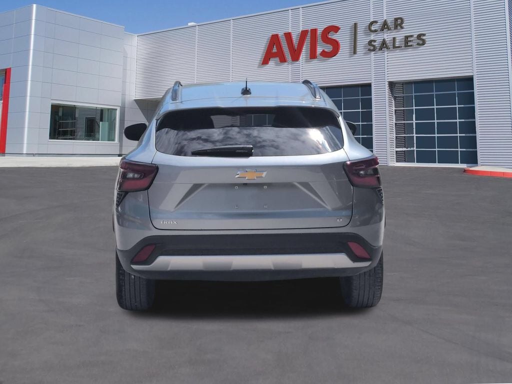Thumbnail: 2025 Chevrolet Trax - 7