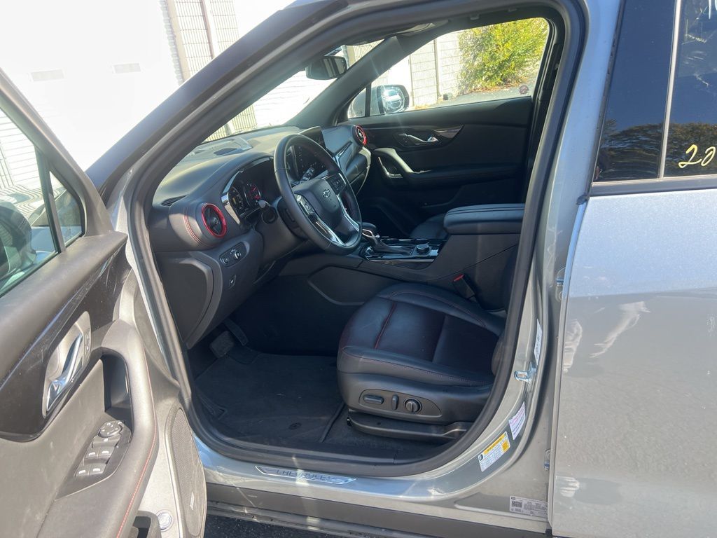 Thumbnail: 2025 Chevrolet Blazer - 7