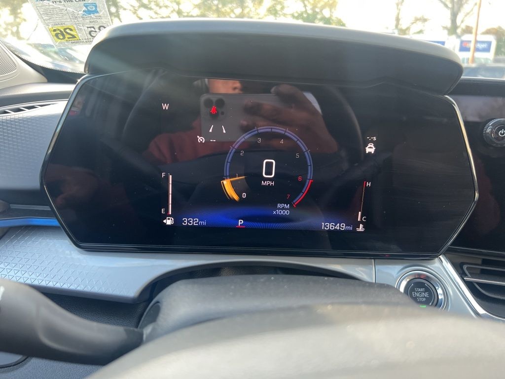 Certified 2025 Chevrolet Trax LT SUV