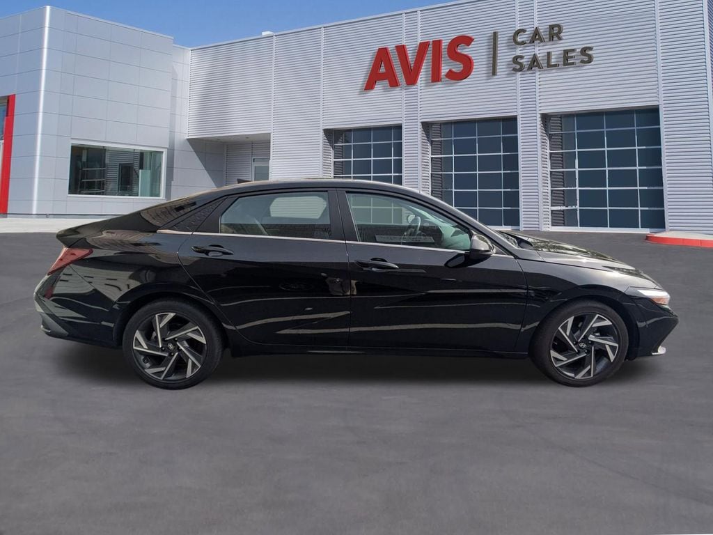 Thumbnail: 2025 Hyundai Elantra - 5