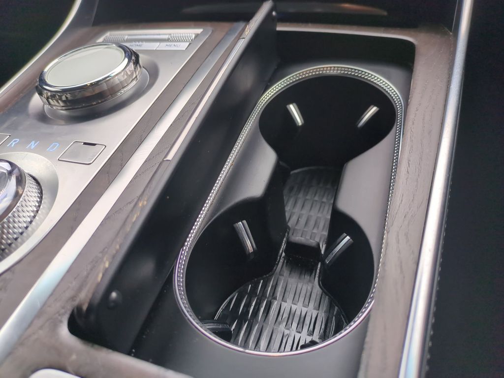 Thumbnail: 2024 Genesis GV80 - 24