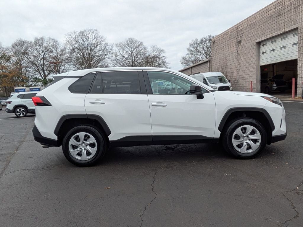 Thumbnail: 2024 Toyota RAV4 - 5