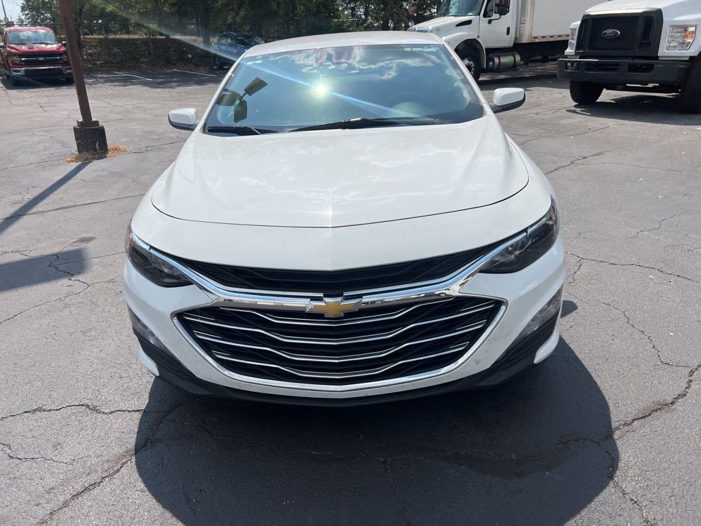 Thumbnail: 2024 Chevrolet Malibu - 2
