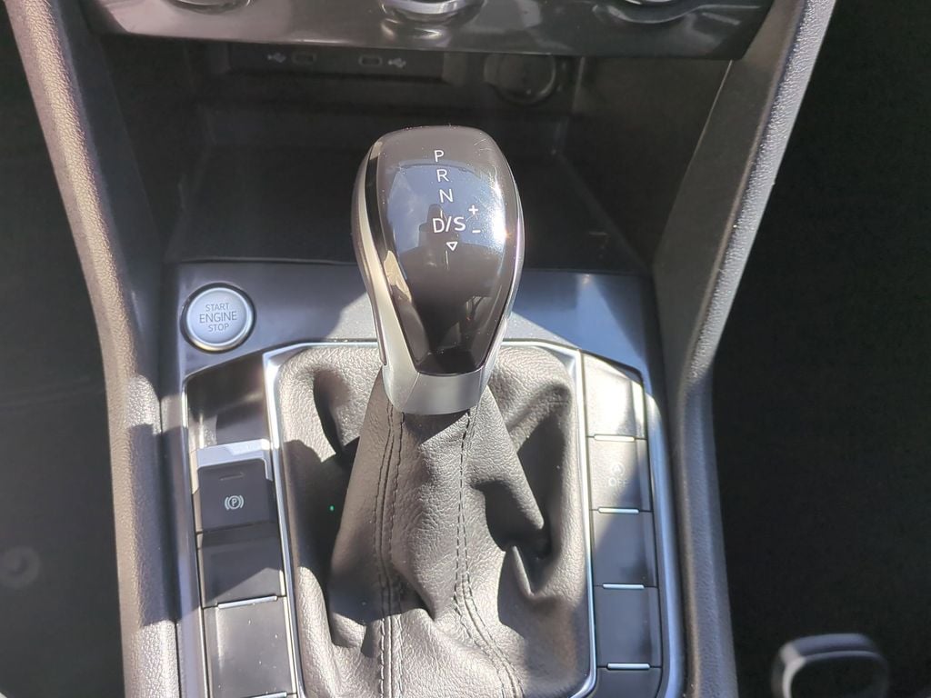 Thumbnail: 2024 Volkswagen Tiguan - 19