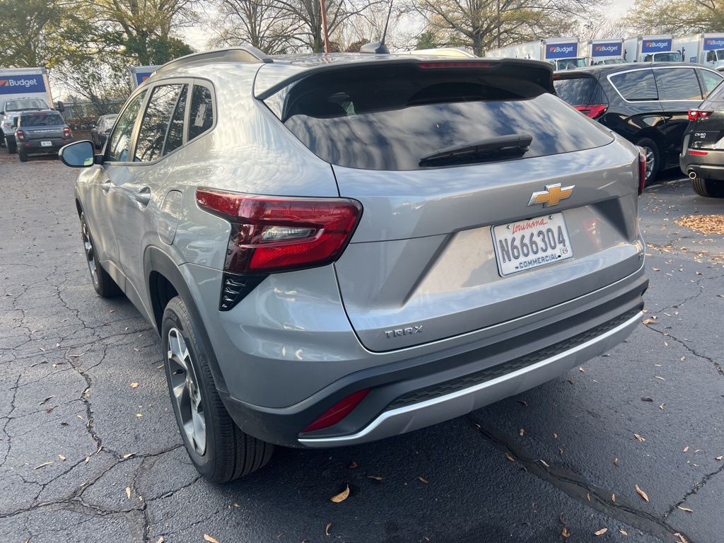 Thumbnail: 2025 Chevrolet Trax - 13