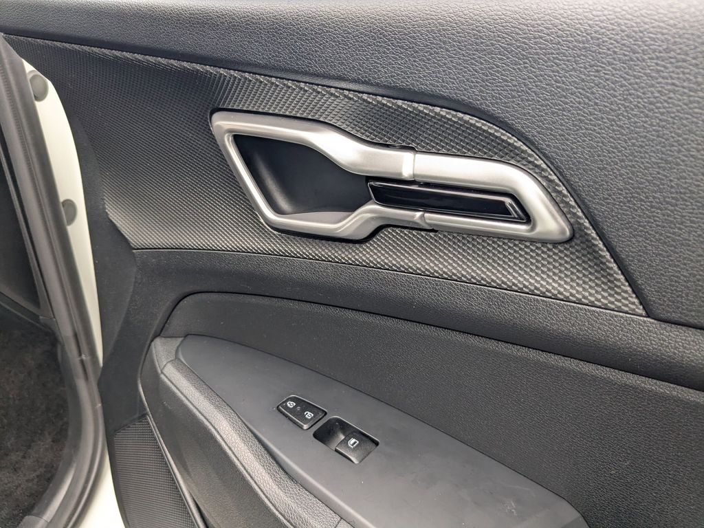 Thumbnail: 2024 Kia Sportage - 30