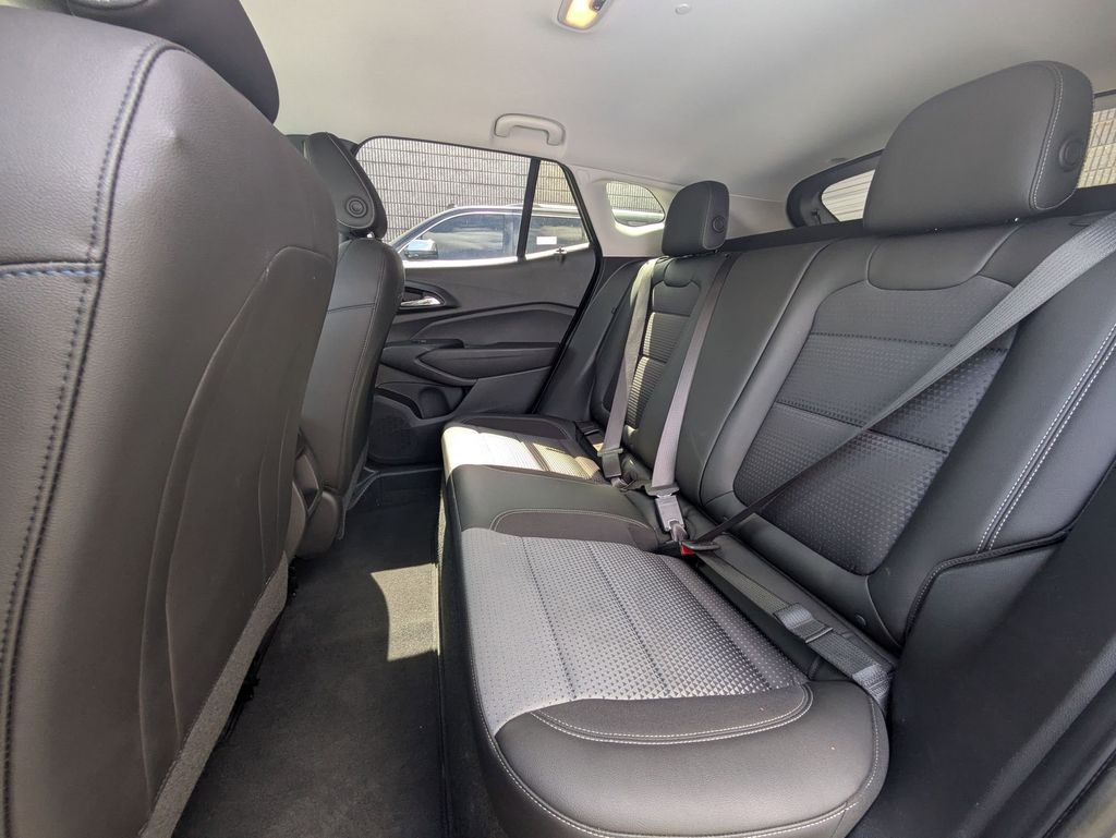 Thumbnail: 2025 Chevrolet Trax - 26