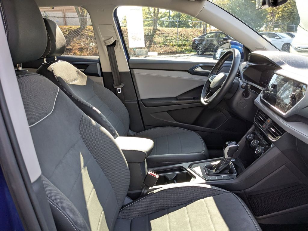 Thumbnail: 2024 Volkswagen Taos - 31