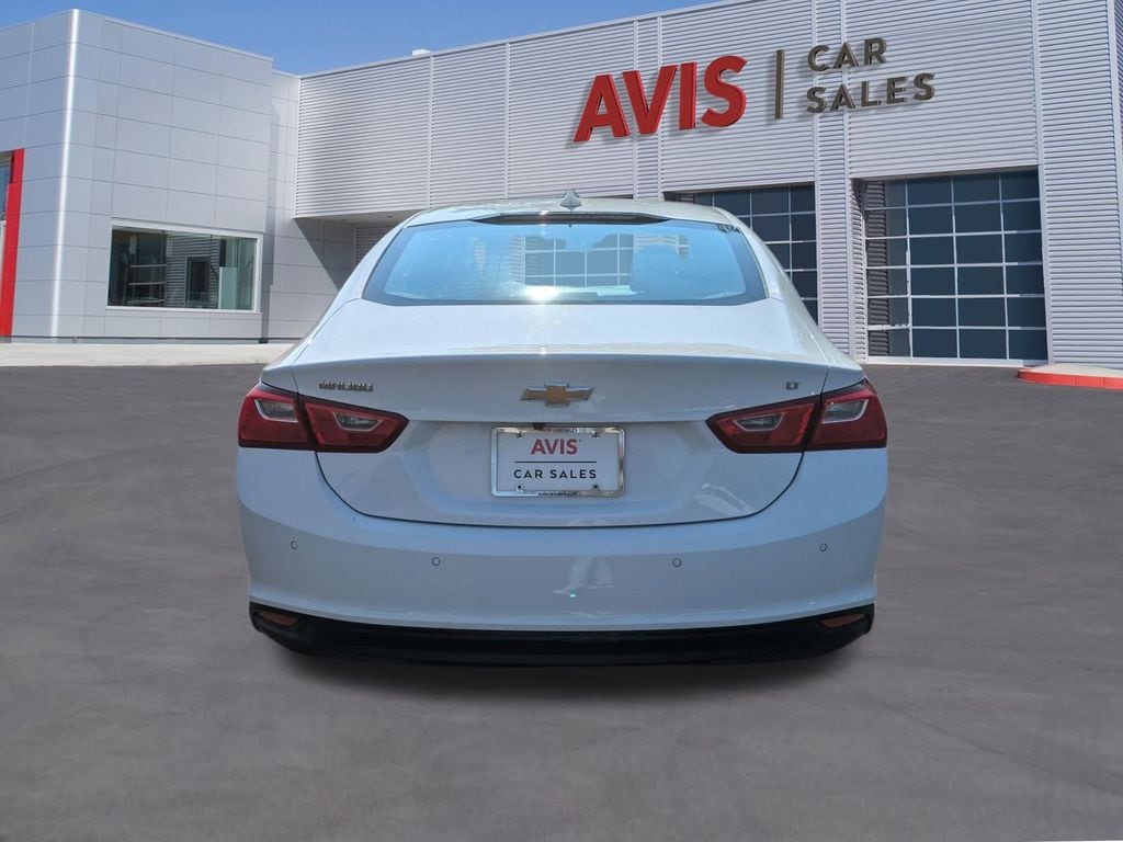 Thumbnail: 2024 Chevrolet Malibu - 7
