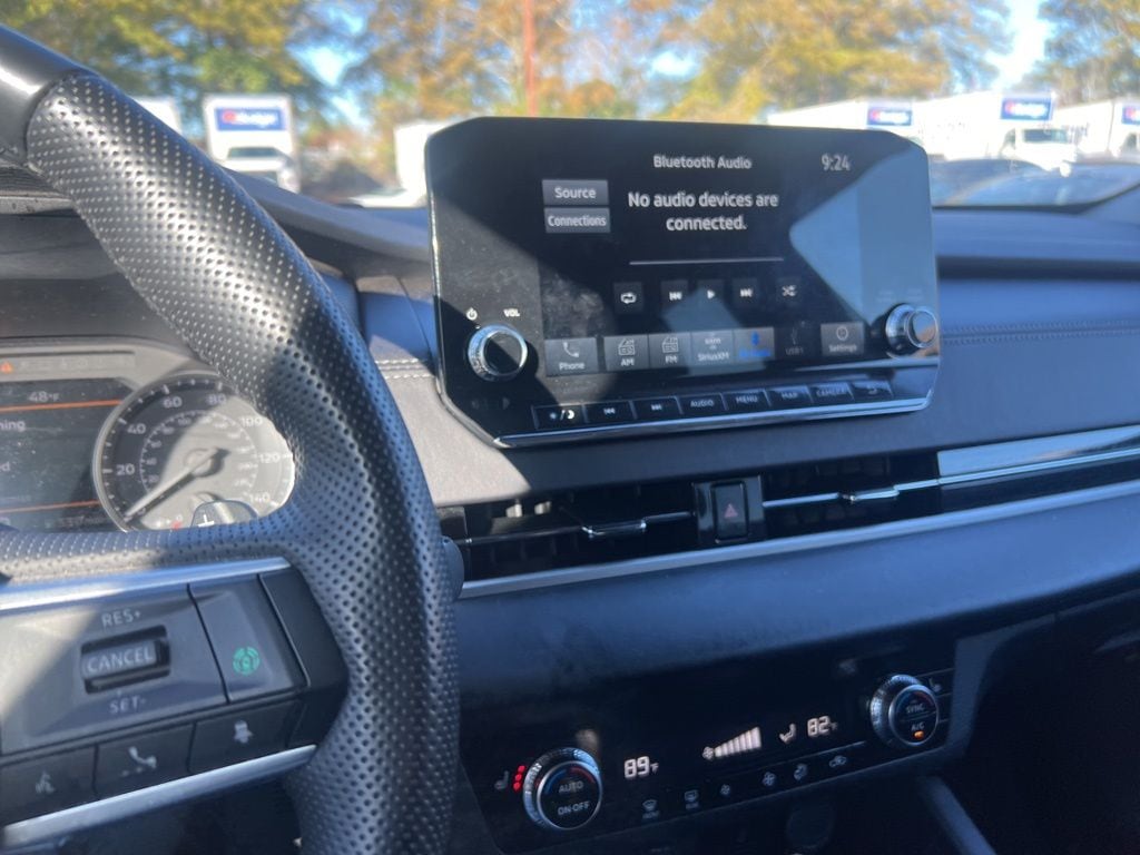 Thumbnail: 2024 Mitsubishi Outlander - 5