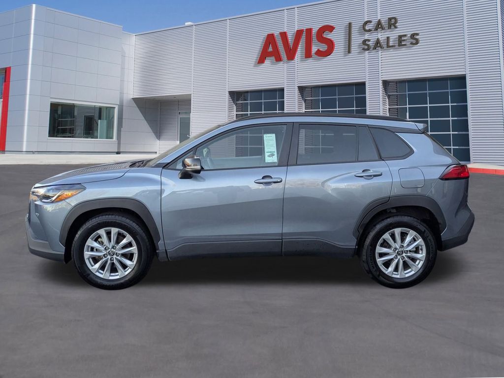 Thumbnail: 2025 Toyota Corolla Cross - 10