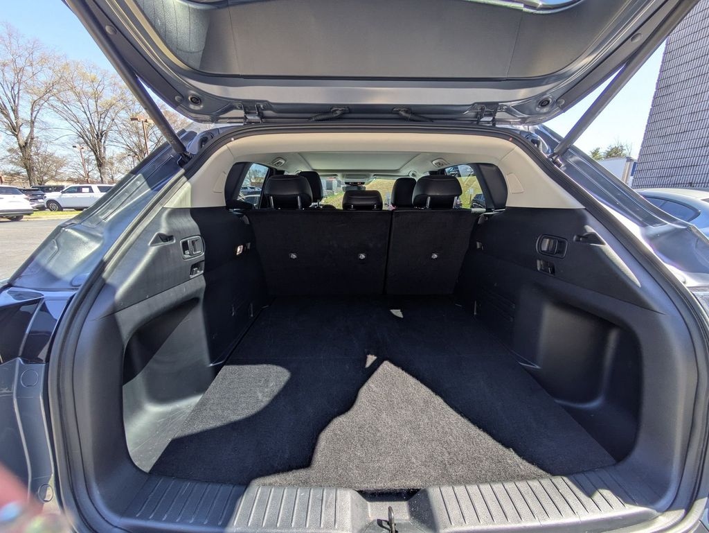 Thumbnail: 2025 Mazda CX-50 - 28