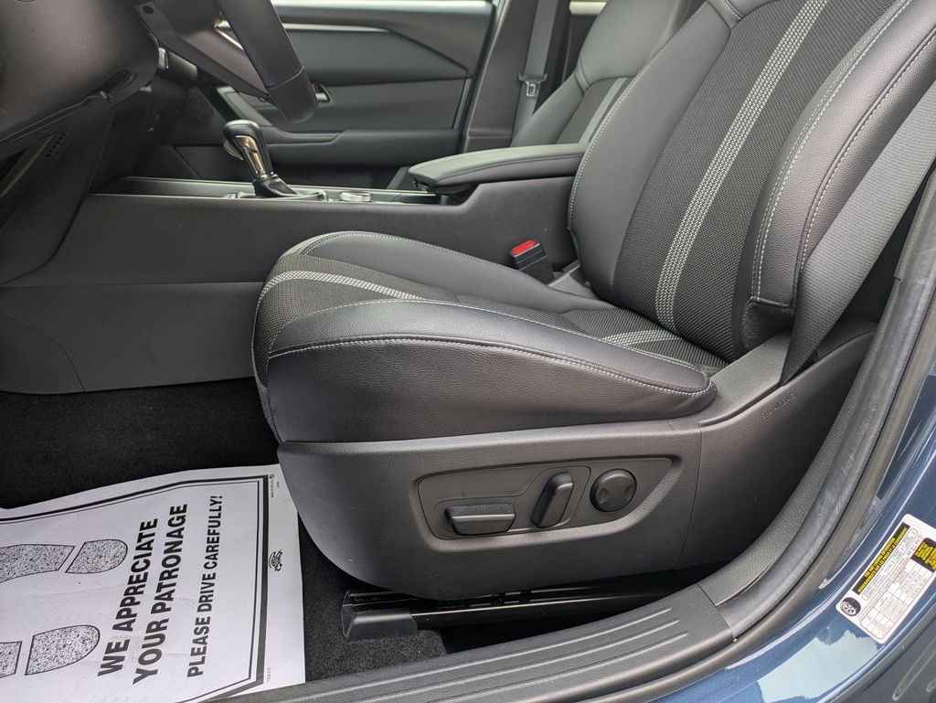 Thumbnail: 2025 Mazda CX-50 - 14