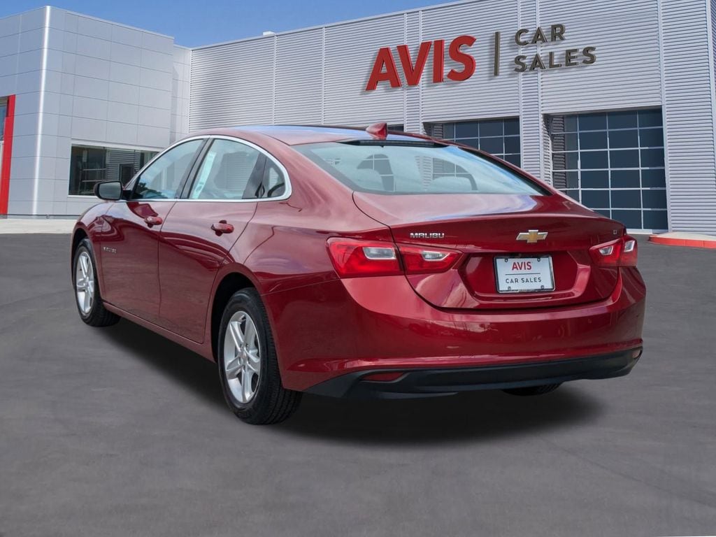 Thumbnail: 2024 Chevrolet Malibu - 9