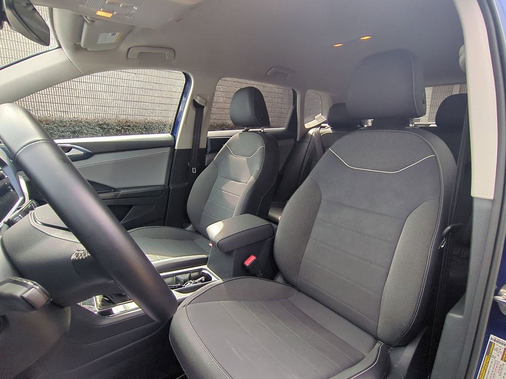 Thumbnail: 2024 Volkswagen Taos - 24