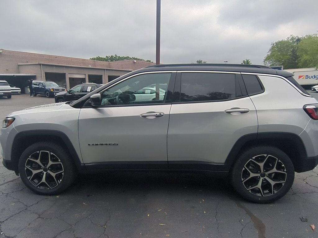 Thumbnail: 2025 Jeep Compass - 10