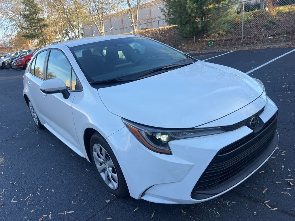 Certified 2025 Toyota Corolla LE Sedan