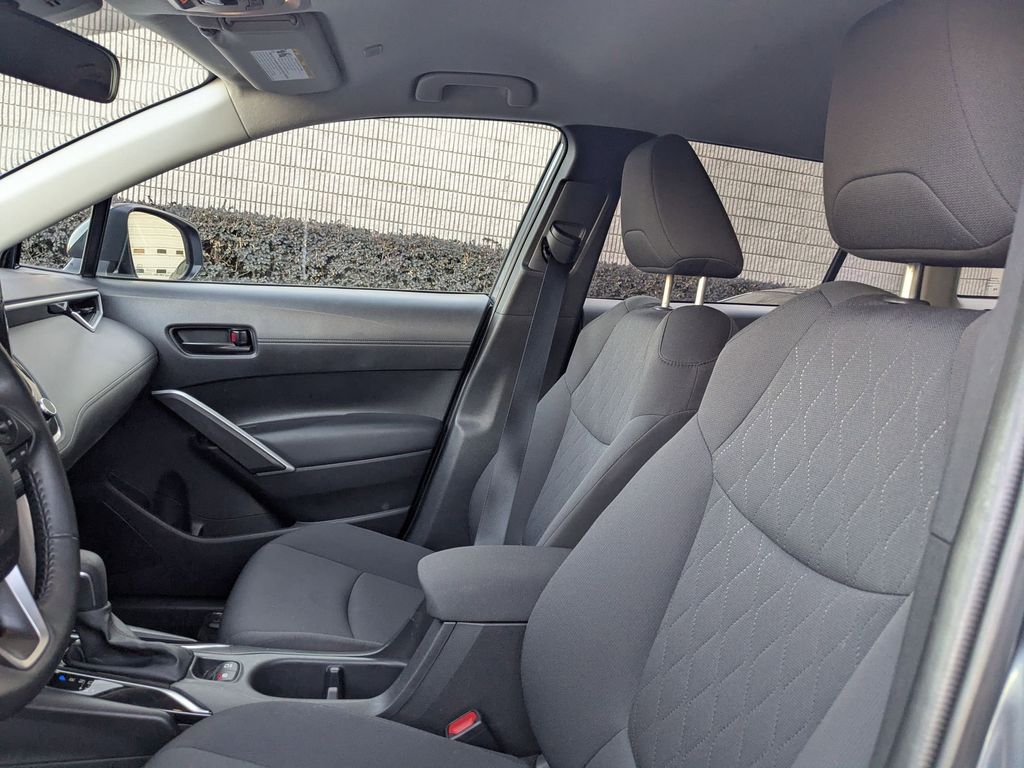 Thumbnail: 2025 Toyota Corolla Cross - 22