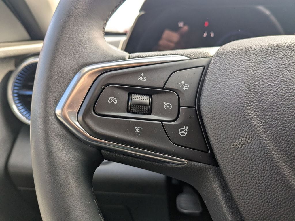 Thumbnail: 2025 Chevrolet Trax - 15