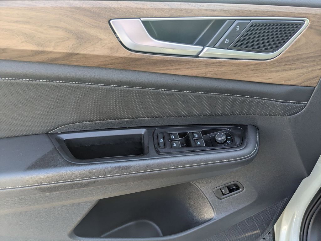 Thumbnail: 2025 Volkswagen Atlas - 21