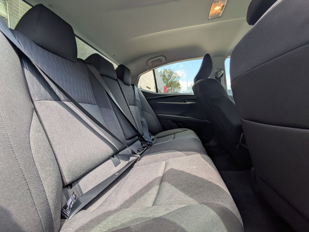 Thumbnail: 2025 Toyota Camry - 29