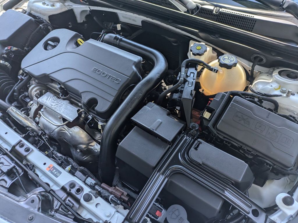 Thumbnail: 2024 Chevrolet Malibu - 35