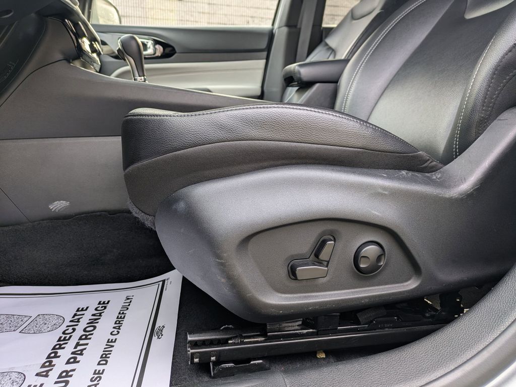 Thumbnail: 2025 Jeep Compass - 15