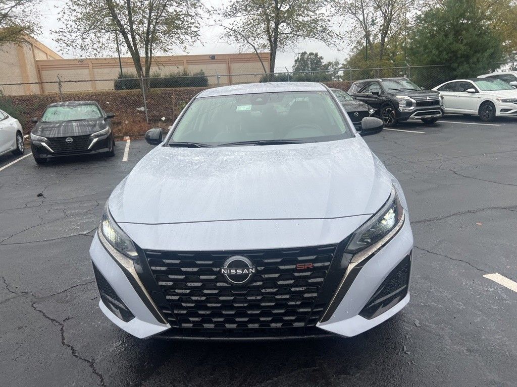 Thumbnail: 2025 Nissan Altima - 2