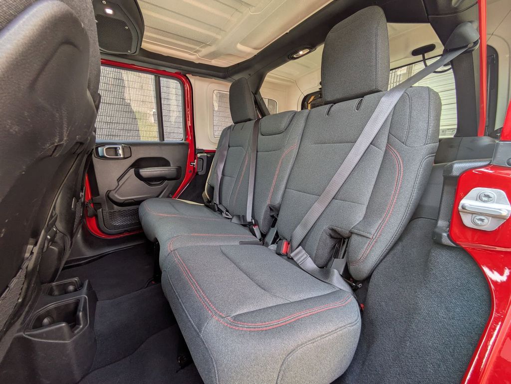 Thumbnail: 2025 Jeep Wrangler - 25