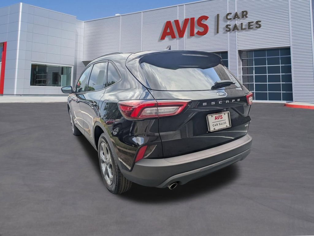 2025 Ford Escape ST-Line - Photo 9