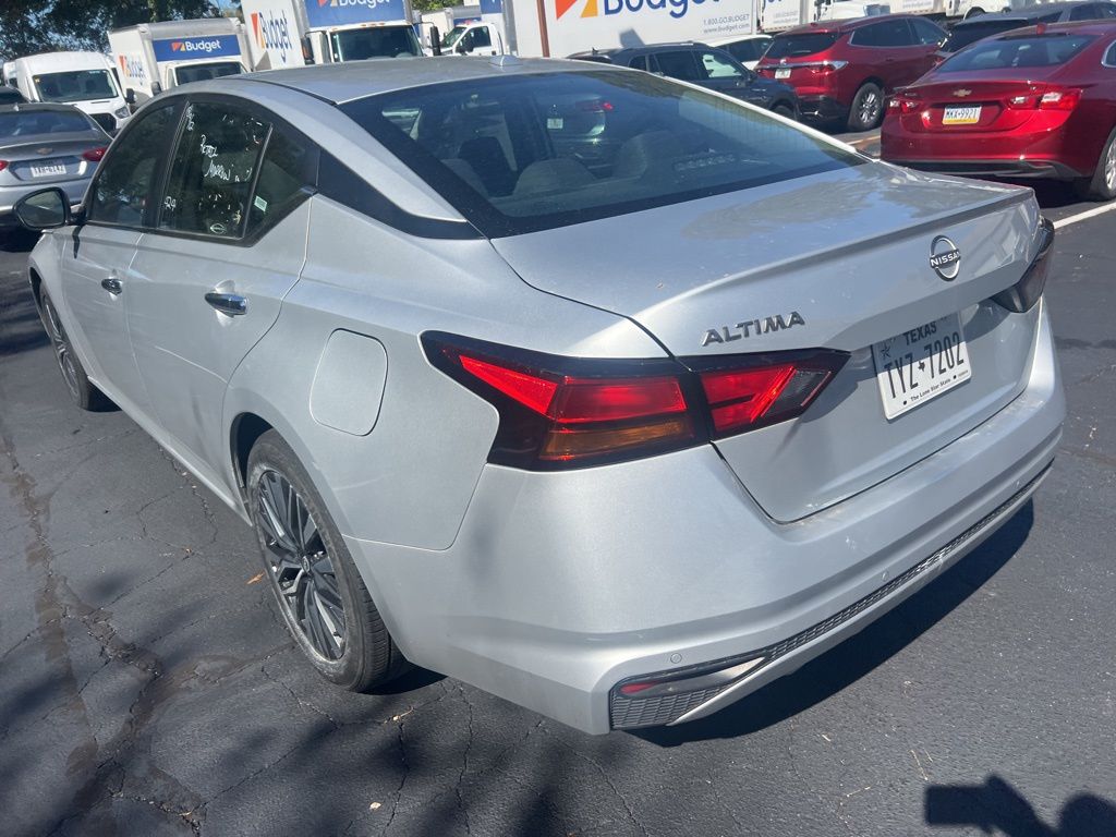 Thumbnail: 2024 Nissan Altima - 13