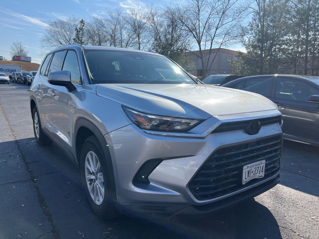 Thumbnail: 2025 Toyota Grand Highlander - 3