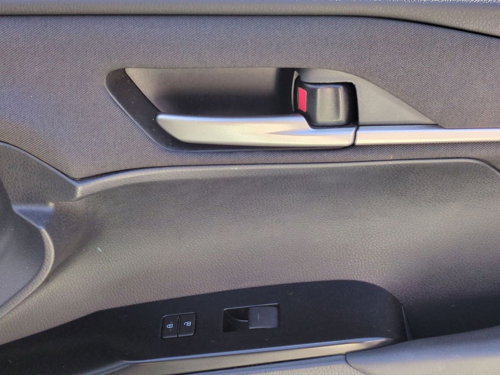 Thumbnail: 2025 Toyota Camry - 34