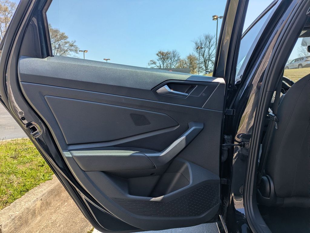 Thumbnail: 2025 Volkswagen Jetta - 23