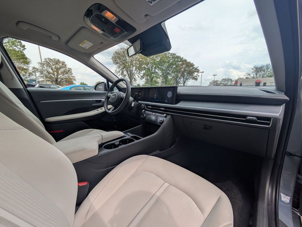 Thumbnail: 2025 Hyundai Sonata - 29