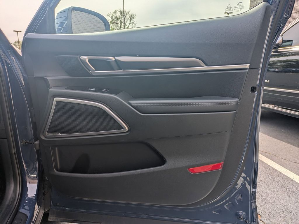 Thumbnail: 2025 Kia Telluride - 33