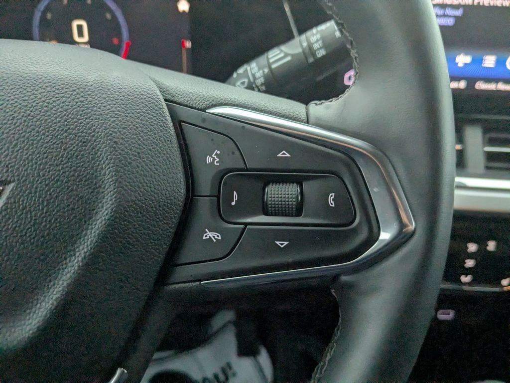 Thumbnail: 2025 Chevrolet Trax - 16