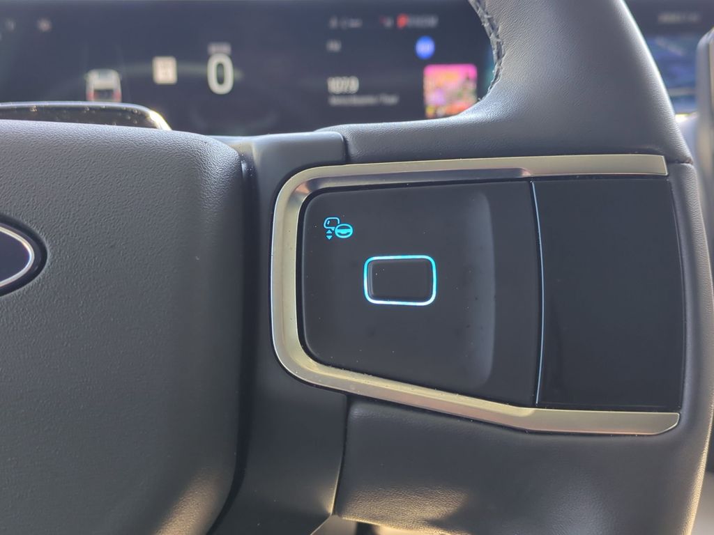 Thumbnail: 2025 Ford Expedition - 22