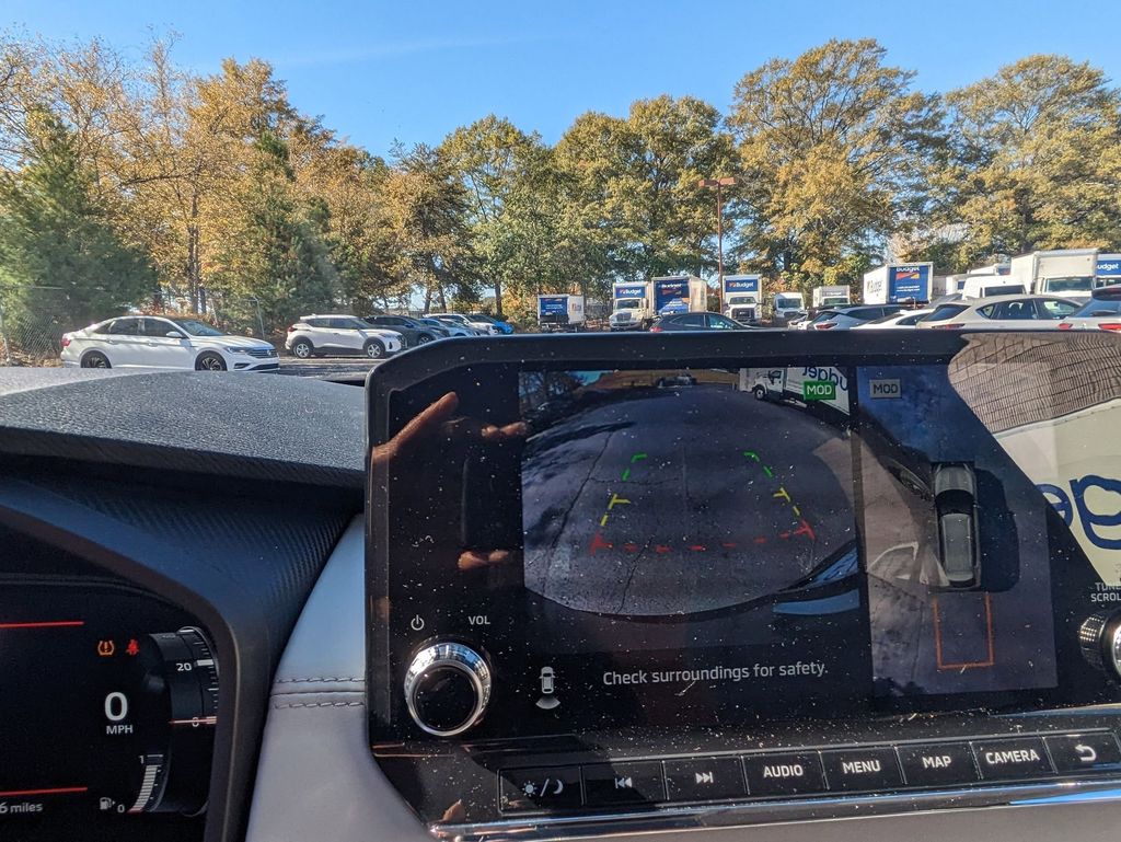 Thumbnail: 2024 Mitsubishi Outlander - 20