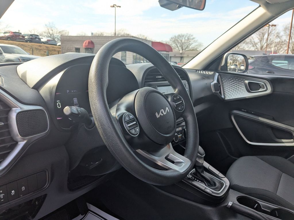 Thumbnail: 2024 Kia Soul - 11