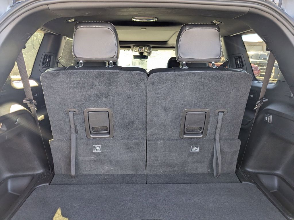 Thumbnail: 2024 Jeep Grand Cherokee L - 30