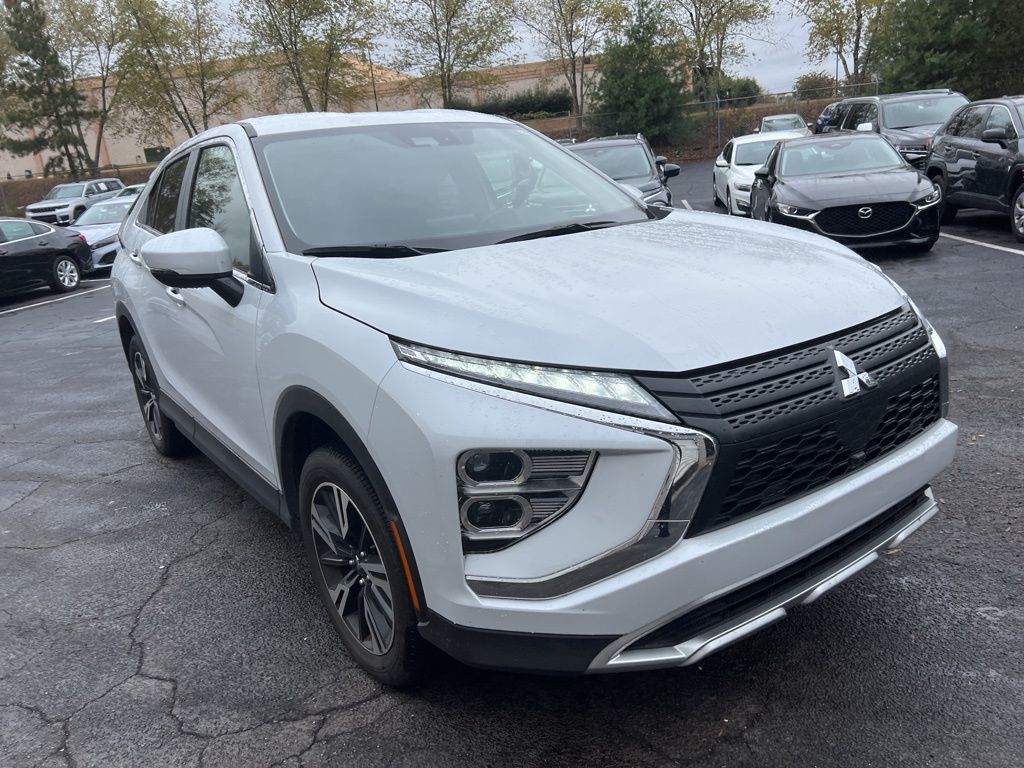 2025 Mitsubishi Eclipse Cross SE photo 3