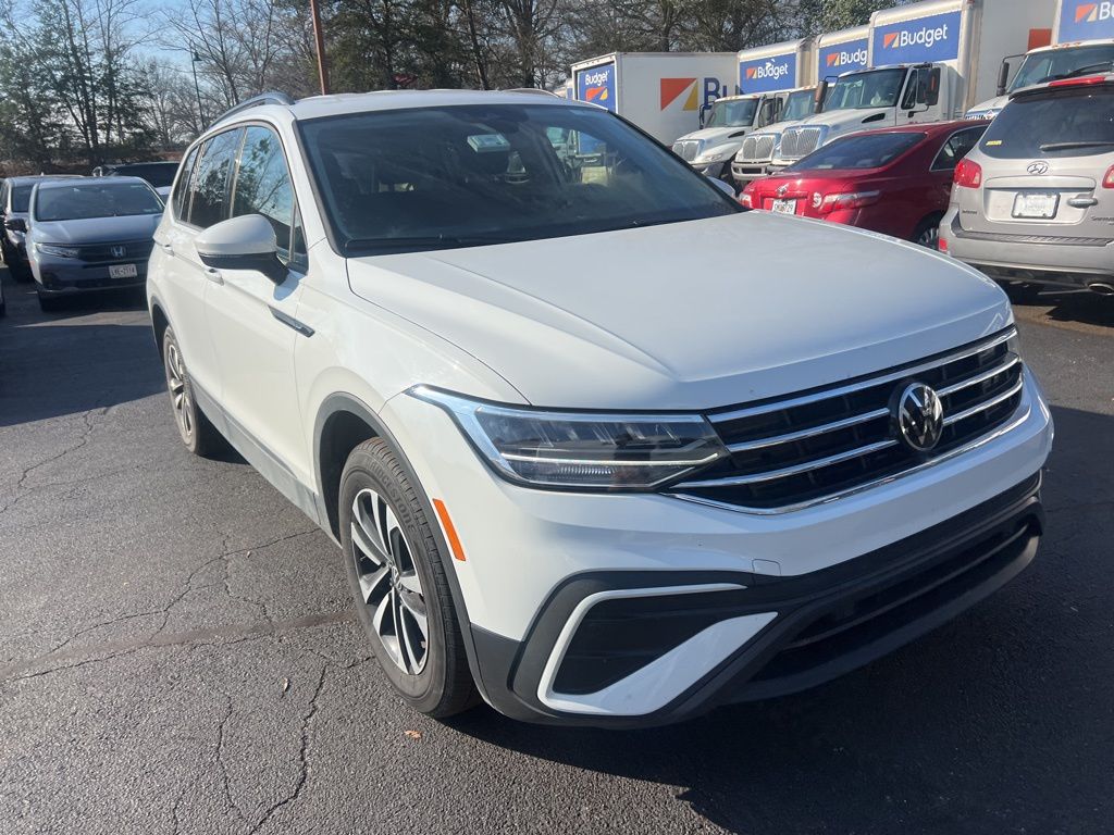 Thumbnail: 2024 Volkswagen Tiguan - 5