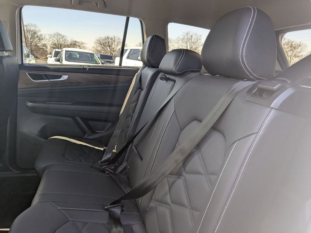 Thumbnail: 2025 Volkswagen Atlas - 24