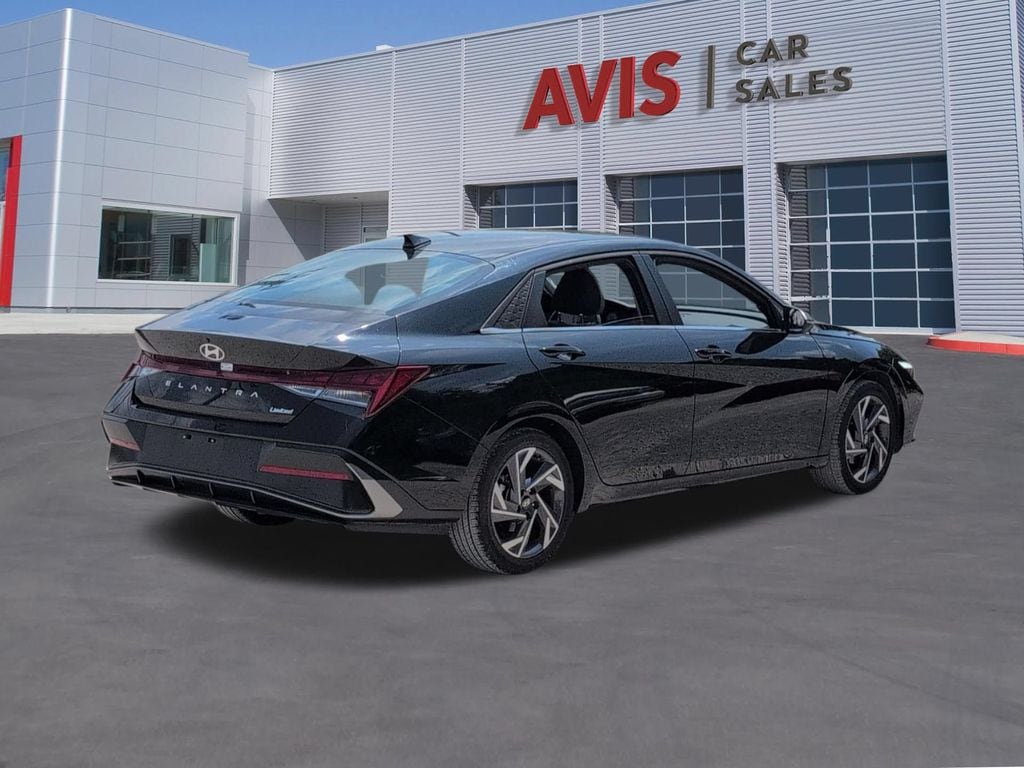 Thumbnail: 2025 Hyundai Elantra - 6