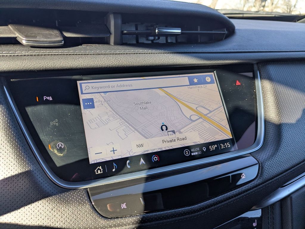 Thumbnail: 2024 Cadillac XT5 - 19