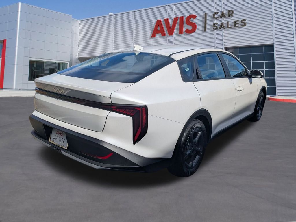 Thumbnail: 2025 Kia K4 - 6