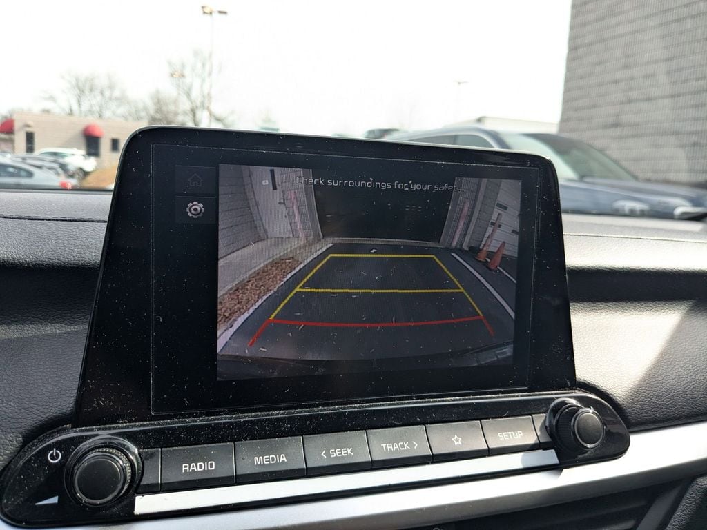 Thumbnail: 2024 Kia Forte - 17