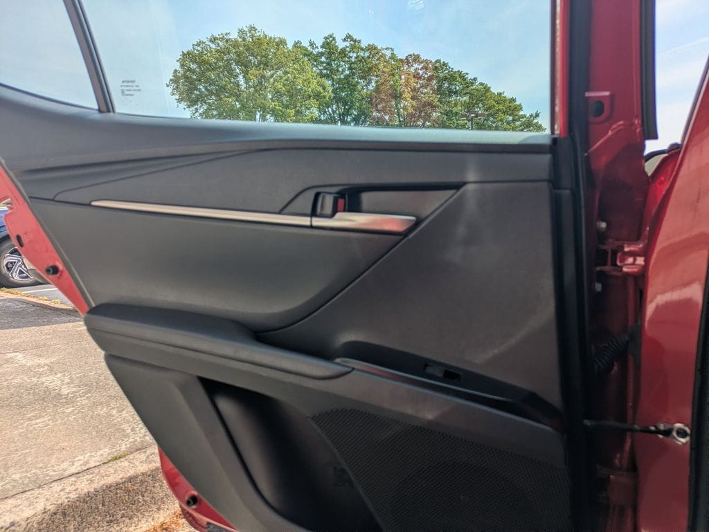 Thumbnail: 2025 Toyota Camry - 26