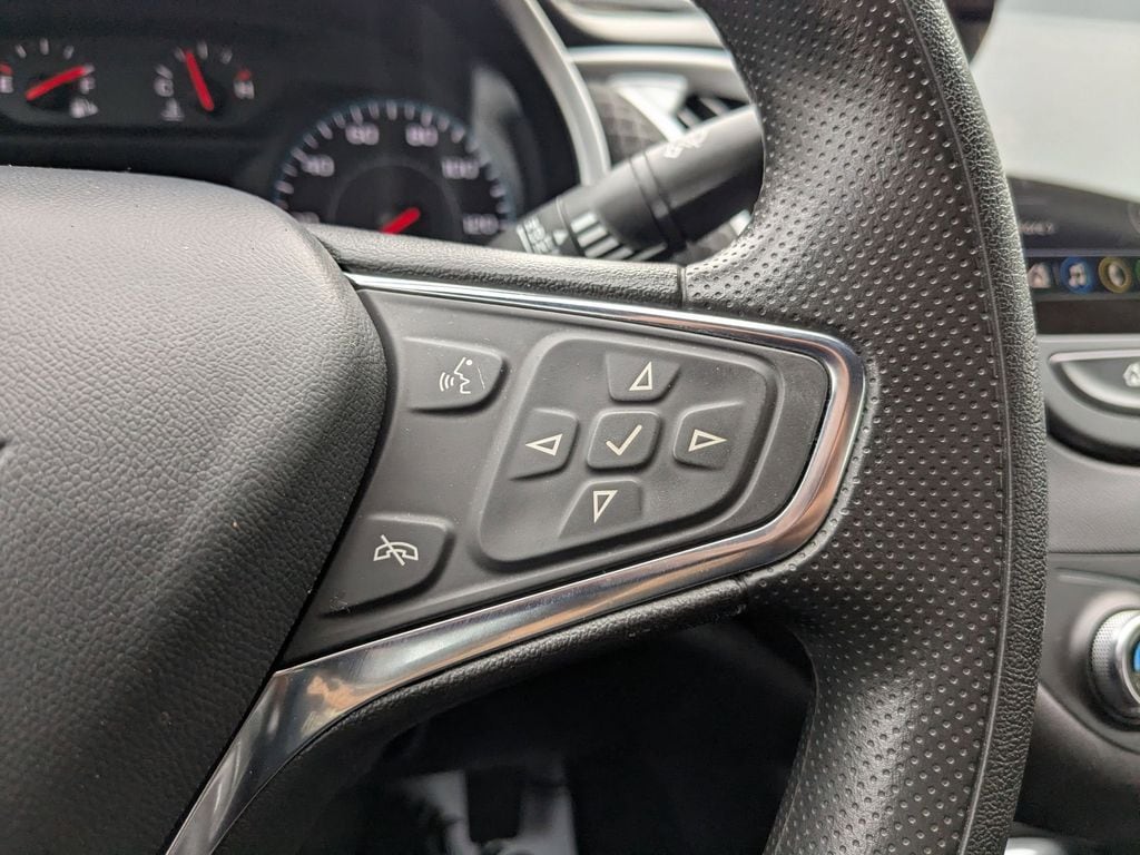 Thumbnail: 2024 Chevrolet Malibu - 18